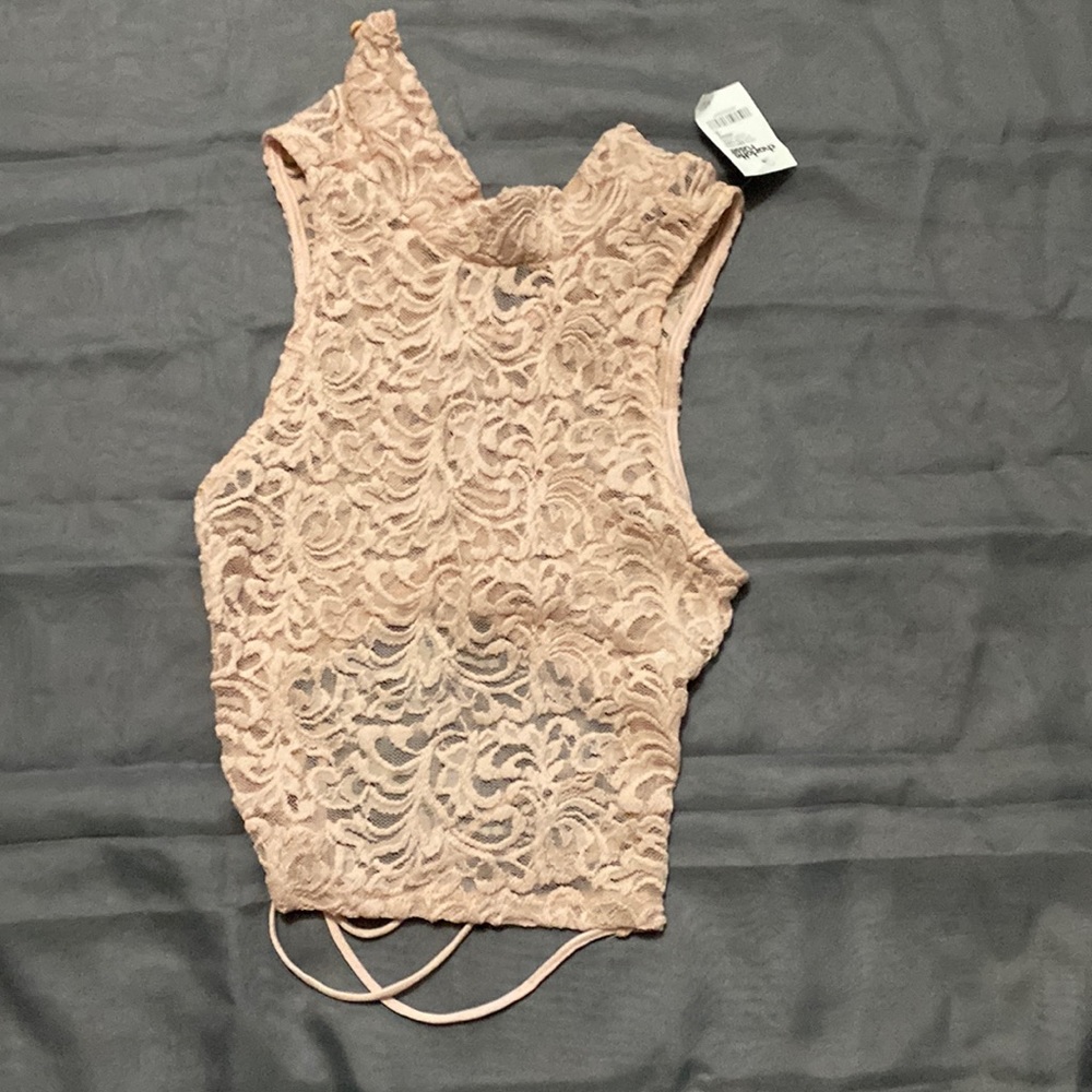 Charlotte Rouse cute stretchy blouse